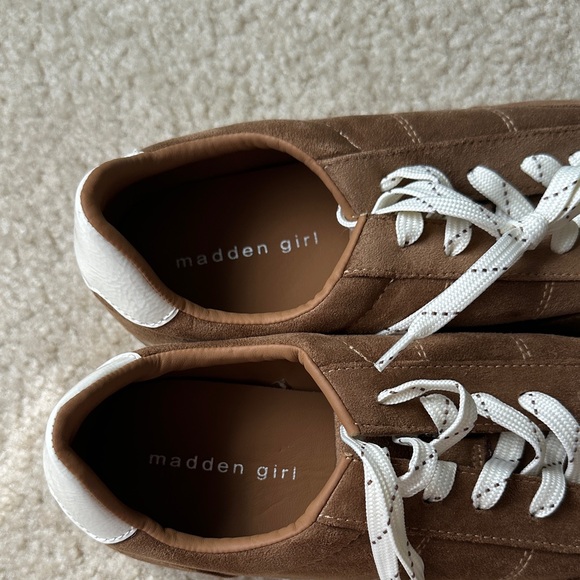 Madden Girl Tan Suede Sneakers with White Laces - Picture 3 of 4